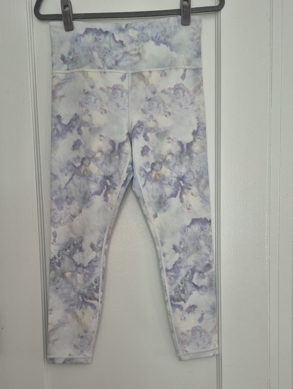 Athleta Elation Snow Dye 7/8 Leggings